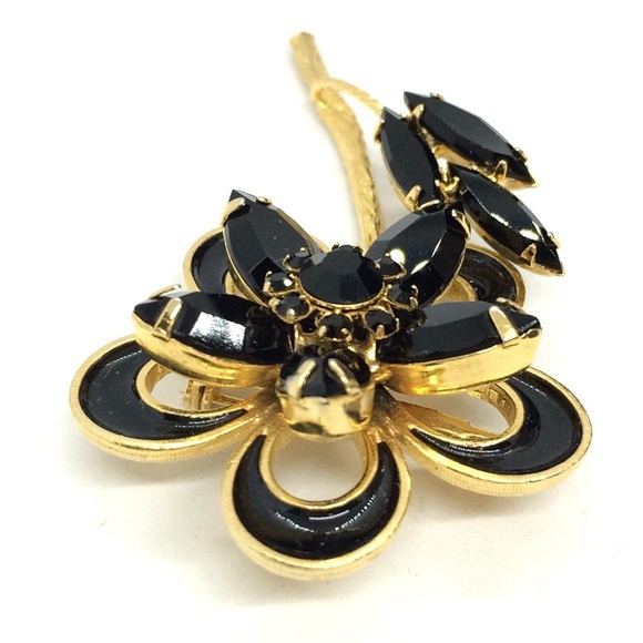 !!SOLD!! VINTAGE BLACK RHINESTONE FLOWER BROOCH PIN GOLD TONE - Picture 4 of 17